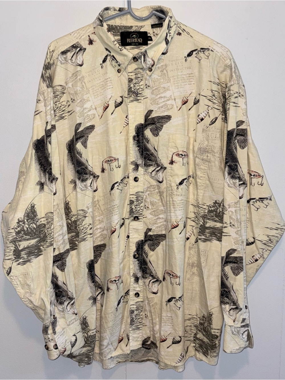 RedHead Fishing Shirt Mens XXL Beige Bass Fish Print Button Front Cotton
